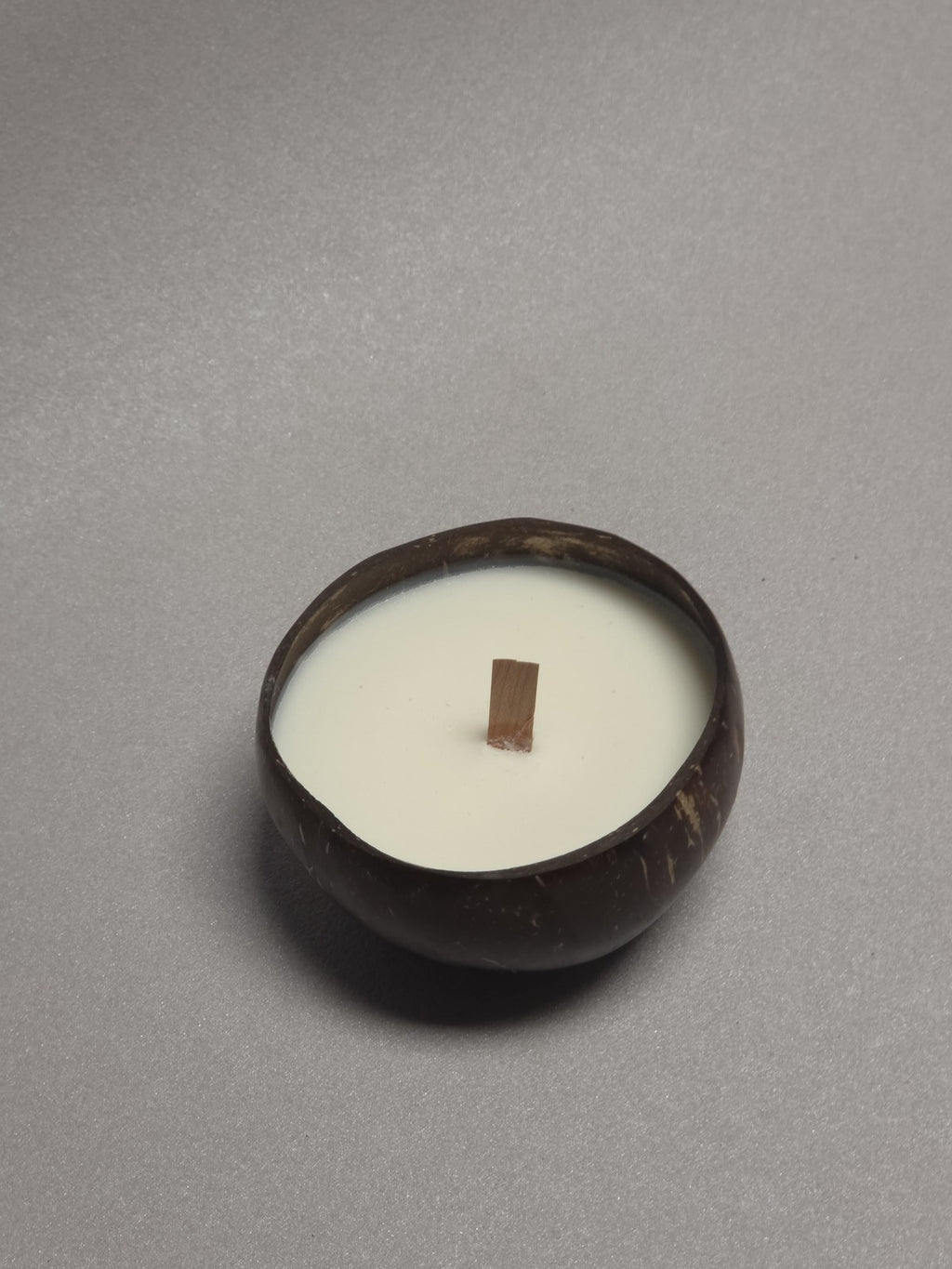 Coconut Shell Soy Wax Candle Wooden Wick Natural Home Decor