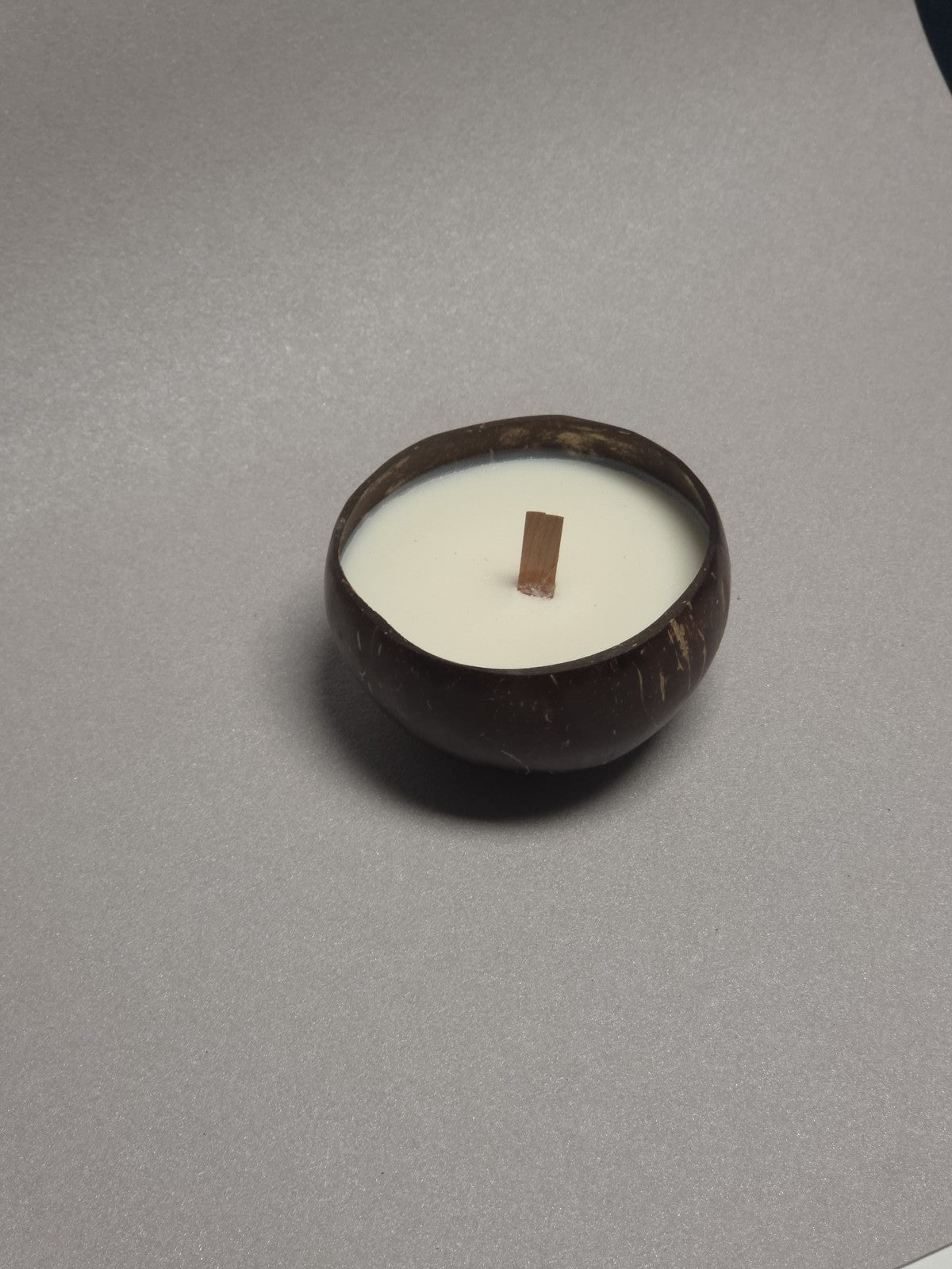 Coconut Shell Soy Wax Candle Wooden Wick Natural Home Decor