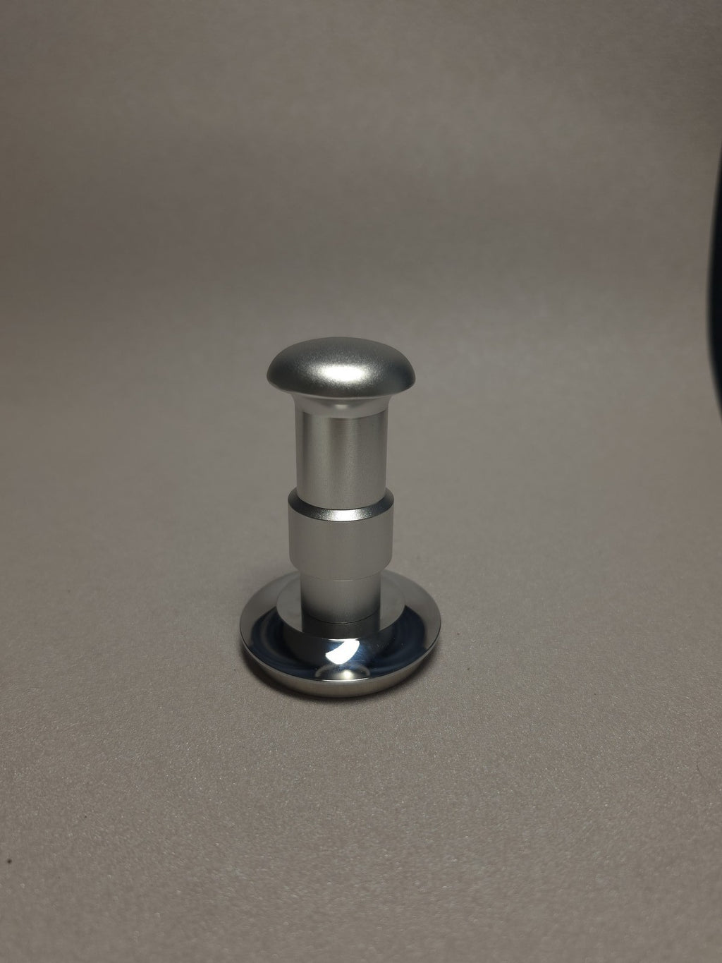 58.5mm Spring Loaded Espresso Tamper 304 Stainless Steel Adjustable Handle